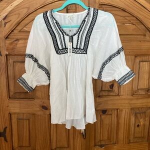 Max Studio White and Black Embroidered Top S NWT
